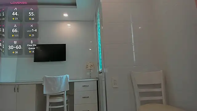 Yuki miiii online show from November 22, 2025, 12:09 am