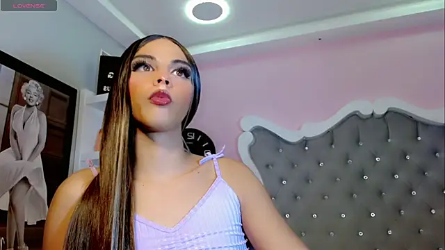 CamiiGarcia online show from February 24, 2025, 2:37 pm