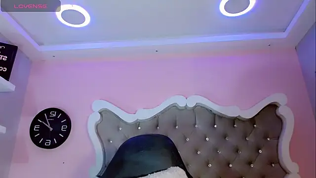 CamiiGarcia online show from March 4, 2025, 5:34 pm