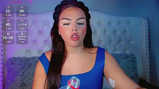 CamiiGarcia online show from September 30, 2025, 8:03 pm