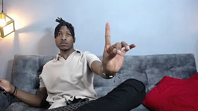 xxxhotbbc online show from March 7, 2025, 12:23 pm