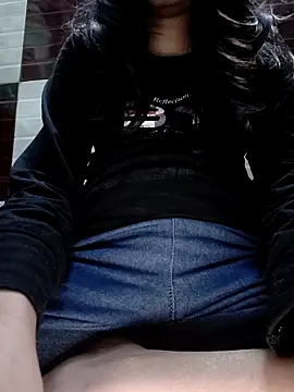 Snapshot of cute_IndianBabe chatting on December 14, 2025, 12:49 am cute IndianBabe online show from December 14, 2025, 12:49 am