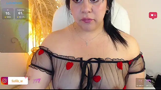 Snapshot of Sofi_BBW chatting on June 4, 2026, 12:44 pm Sofi BBW online show from June 4, 2026, 12:44 pm