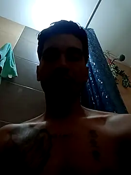 Snapshot of King_Liam chatting on July 8, 2026, 3:11 am King Liam online show from July 8, 2026, 3:11 am
