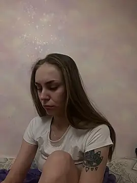 White Lu online show from February 25, 2025, 9:13 pm