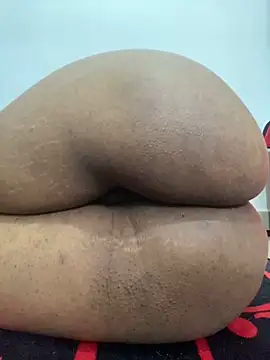 Charlotte bronxxx online show from March 7, 2025, 4:11 pm