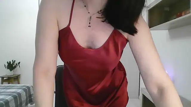 Victoria Glam online show from February 10, 2025, 9:25 pm