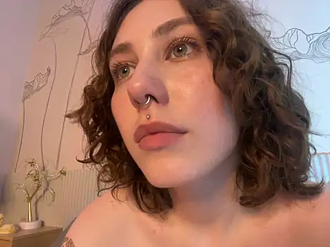 Molli Luv online show from February 27, 2025, 5:47 pm