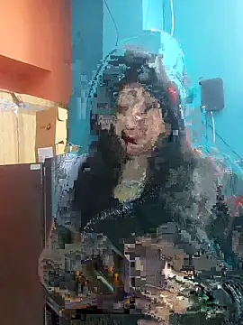 horny lizia online show from April 27, 2026, 5:11 pm