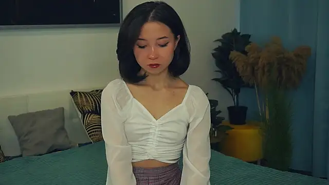 VeronaCritchlow online show from March 9, 2025, 7:34 am