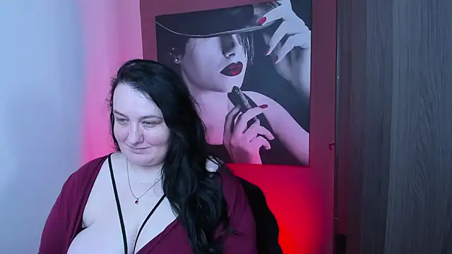 QueenOfHaze online show from September 28, 2025, 7:47 am