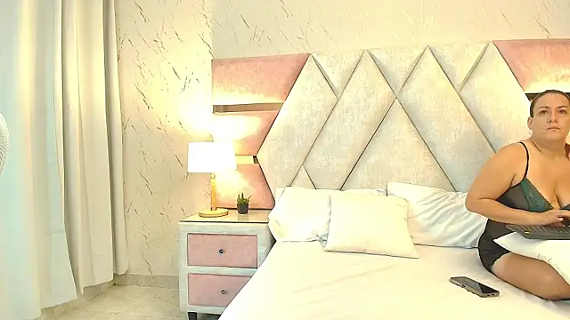 anastasia marco online show from March 3, 2025, 11:33 am