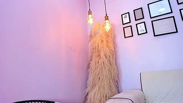 alana rossetti online show from March 5, 2025, 12:55 pm