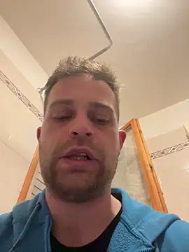 Sborratore1092 online show from February 5, 2025, 4:06 am