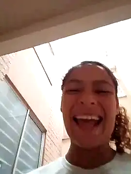 Zoedaniels online show from February 22, 2025, 2:30 pm