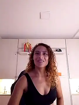 Zoedaniels online show from March 7, 2025, 8:55 pm