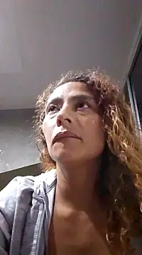 Zoedaniels online show from March 11, 2025, 5:05 am