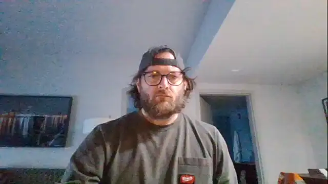 rrunner7718 online show from March 18, 2025, 2:04 pm