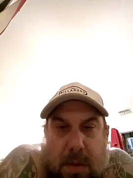 Snapshot of mrcox420 chatting on January 23, 2025, 11:58 pm mrcox420 online show from January 23, 2025, 11:58 pm