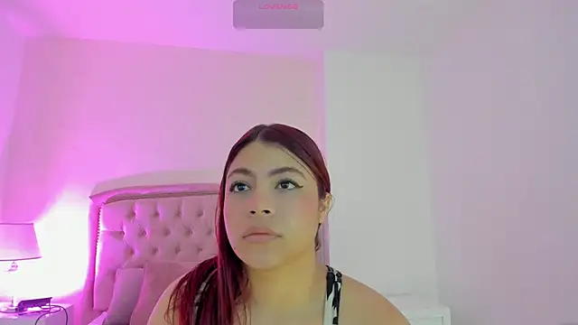 Kendall  Fox online show from February 7, 2026, 11:36 am