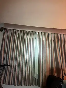 PhattPinxkTaco online show from February 1, 2025, 4:35 am