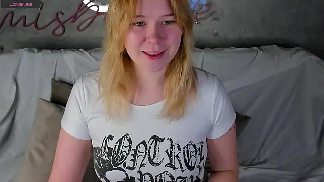 Amy Kimberlly online show from September 21, 2025, 12:01 am