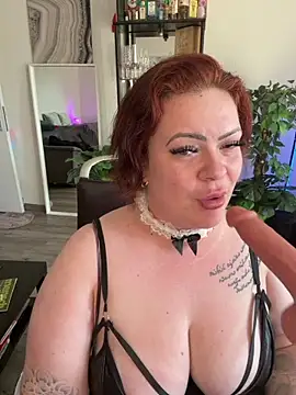 Snapshot of AnastasiaCumowa chatting on July 8, 2026, 1:37 pm AnastasiaCumowa online show from July 8, 2026, 1:37 pm