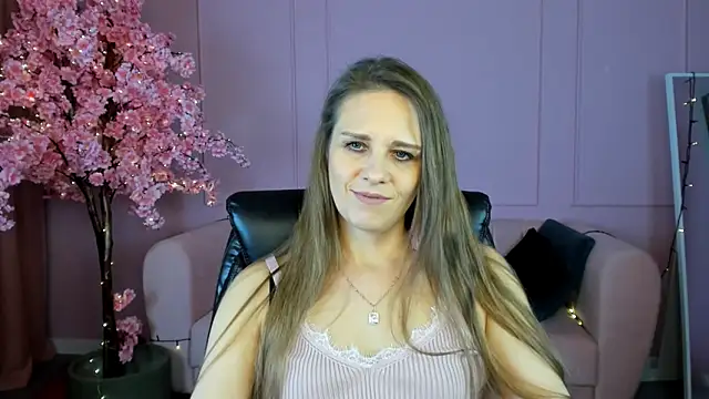 EmiliaBedy online show from February 24, 2025, 12:16 pm