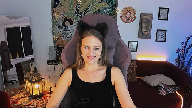 EmiliaBedy online show from March 16, 2025, 3:28 pm