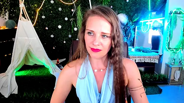 EmiliaBedy online show from July 20, 2026, 10:39 am
