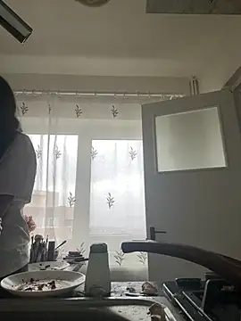 bunnythetailor online show from February 5, 2026, 2:11 pm