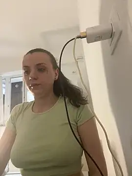 bunnythetailor online show from April 17, 2026, 3:31 am