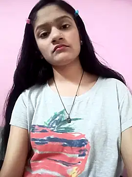 Snapshot of Tanu-00 chatting on October 8, 2025, 4:15 pm Tanu-00 online show from October 8, 2025, 4:15 pm