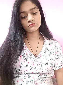 Snapshot of Tanu-00 chatting on November 13, 2025, 4:17 pm Tanu-00 online show from November 13, 2025, 4:17 pm