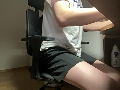 Phil 6677 online show from November 26, 2025, 7:48 pm