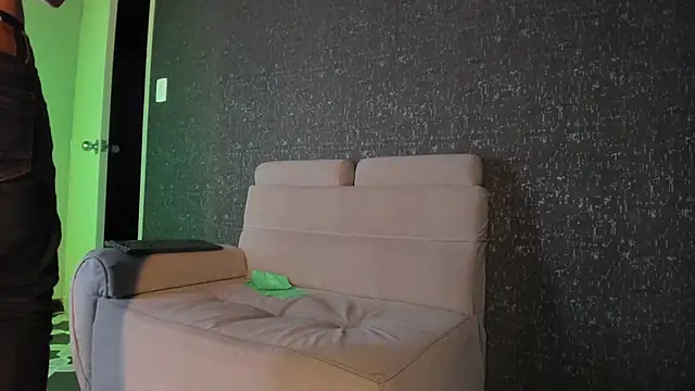 kaletattoo online show from March 7, 2025, 9:29 am