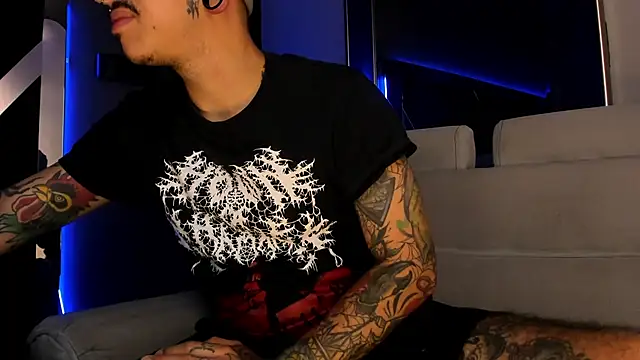 Snapshot of kaletattoo chatting on May 18, 2026, 11:27 am kaletattoo online show from May 18, 2026, 11:27 am