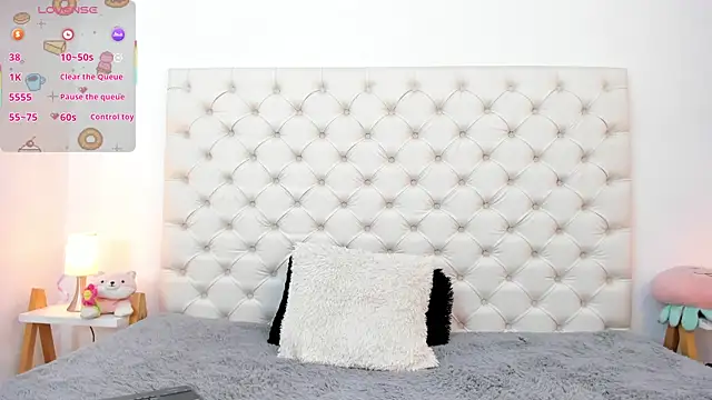 esmeralda06 online show from January 8, 2026, 4:31 pm