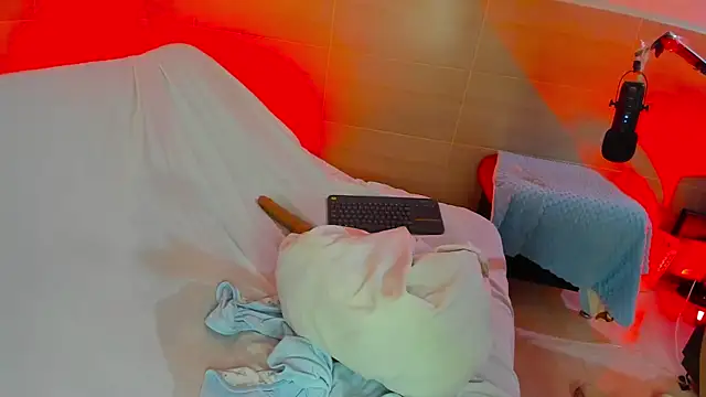 Ximena  1 online show from February 25, 2025, 2:33 pm