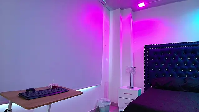 Milu ballmer online show from November 5, 2025, 6:19 pm