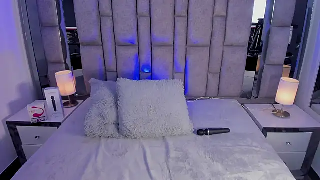 Bonet iris online show from April 21, 2026, 1:42 am