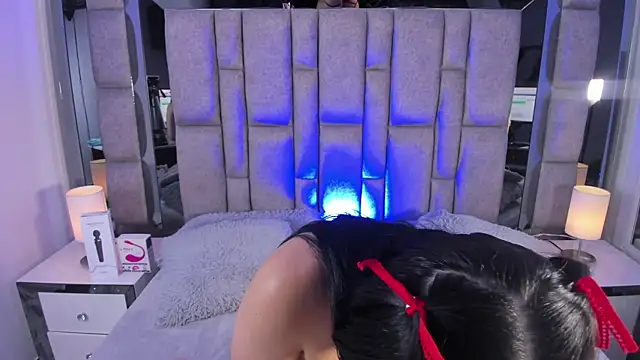 Bonet iris online show from April 21, 2026, 7:17 pm