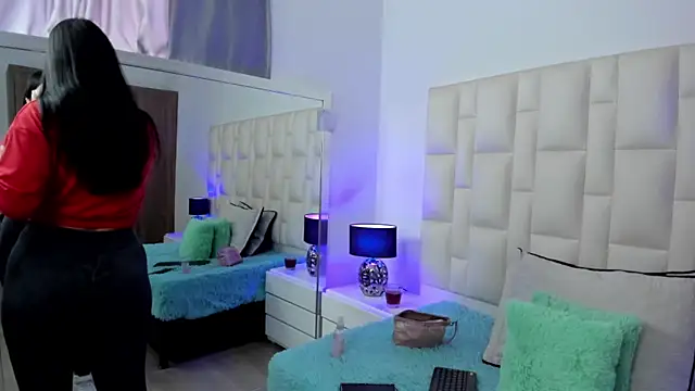 Ariana rouse online show from April 20, 2026, 6:42 pm