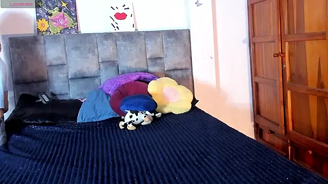 Isangel  online show from November 6, 2025, 2:45 am