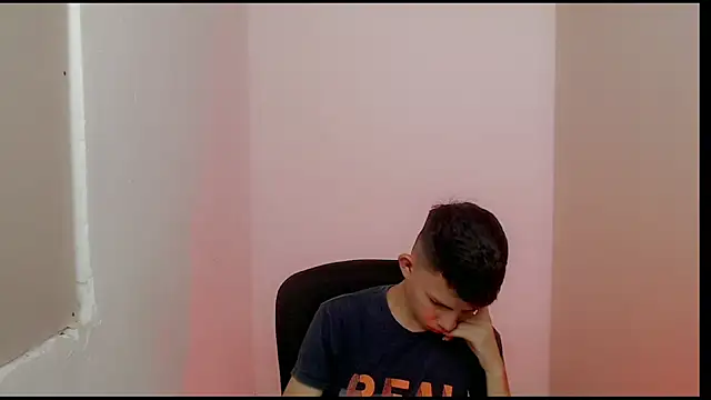 Alexxx lov online show from February 24, 2025, 12:26 pm