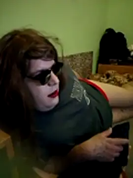 Adrianka online show from October 28, 2025, 10:56 pm