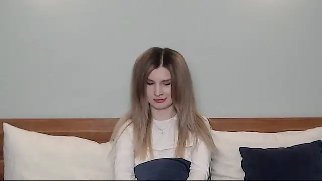 Chloe Addison online show from February 12, 2025, 5:16 pm