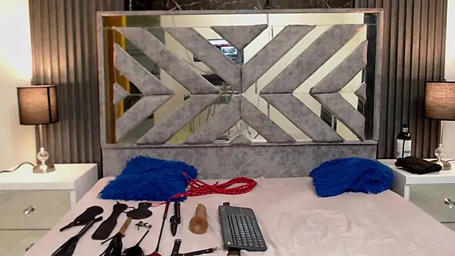  nicolesweet online show from February 26, 2025, 11:37 pm