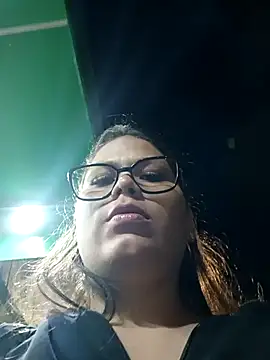 Vale Saenzz online show from March 10, 2025, 1:23 am