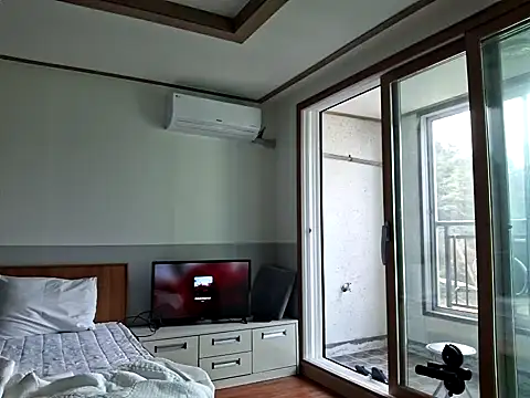 Doh728 online show from March 7, 2025, 11:49 pm